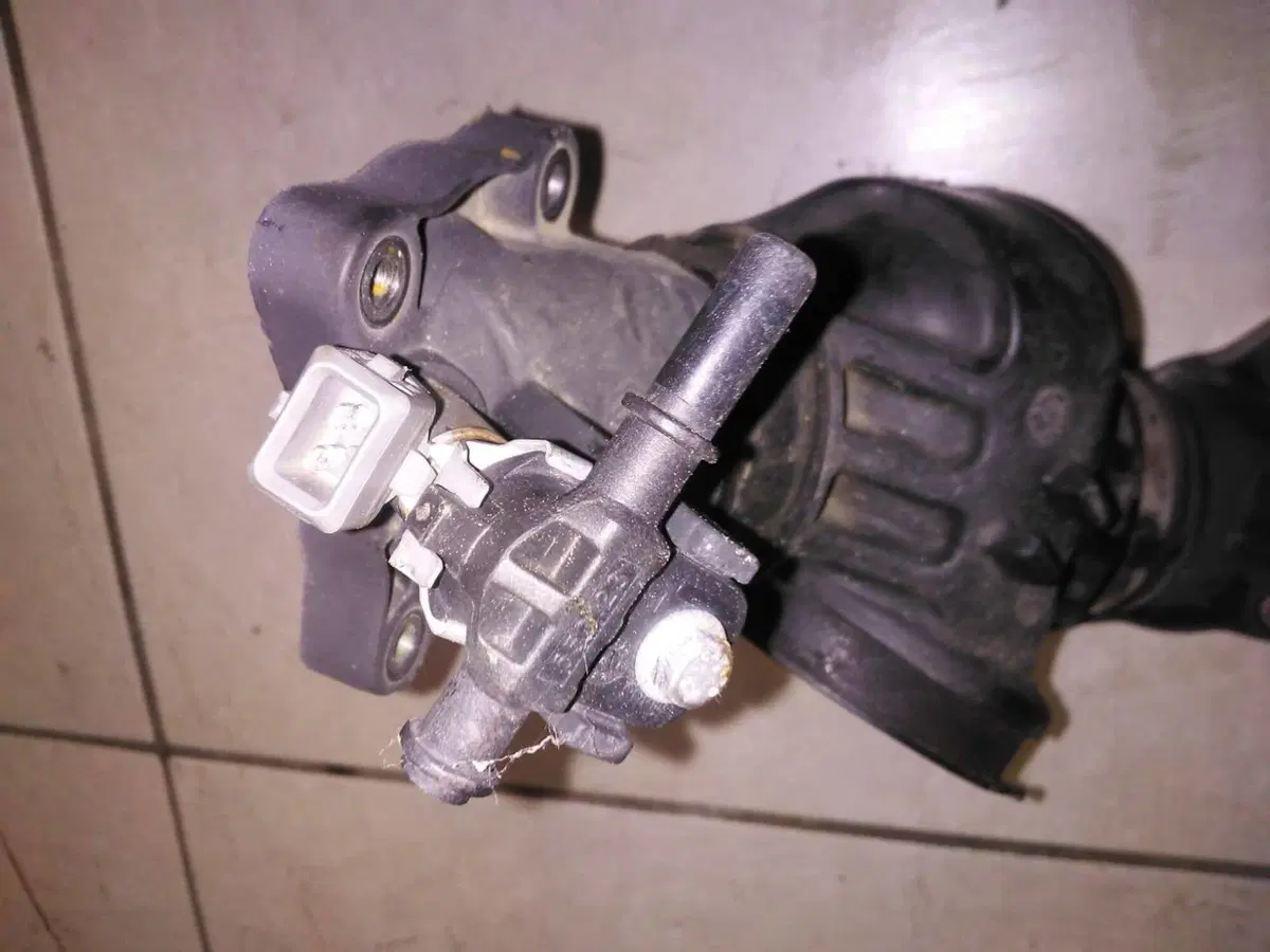 APRILIA SRV 850 PARTI MOTORE (2)