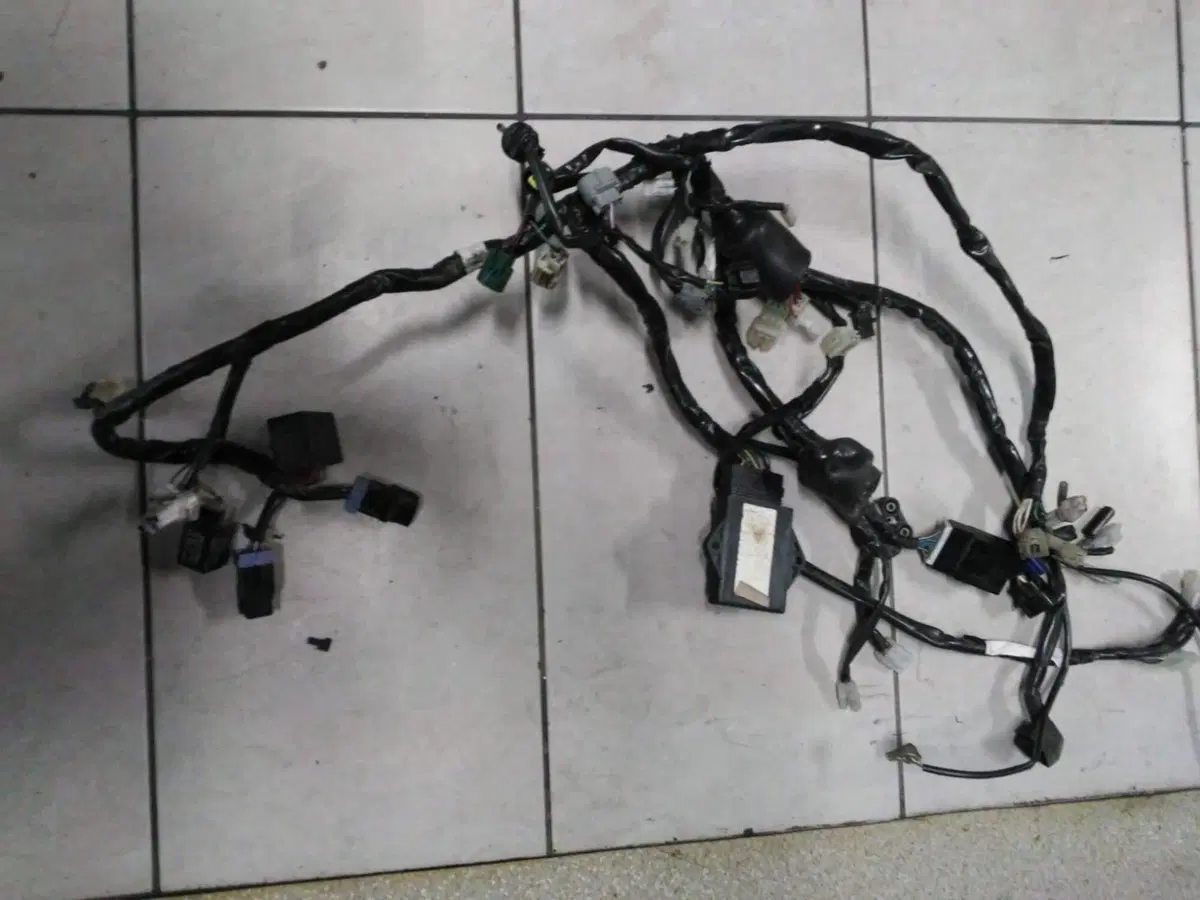 YAMAHA MT 03 PARTI MOTORE E TELAIO (9)