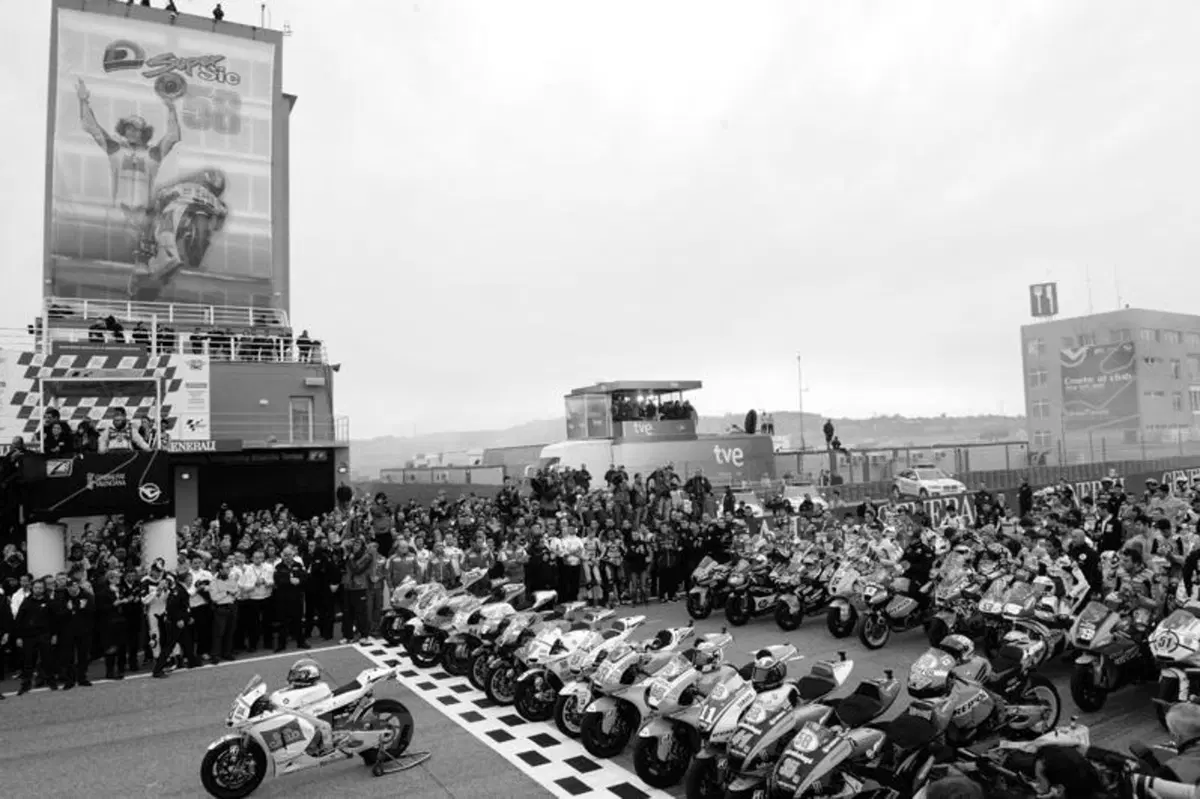 Le foto più belle del GP di Valencia (27)