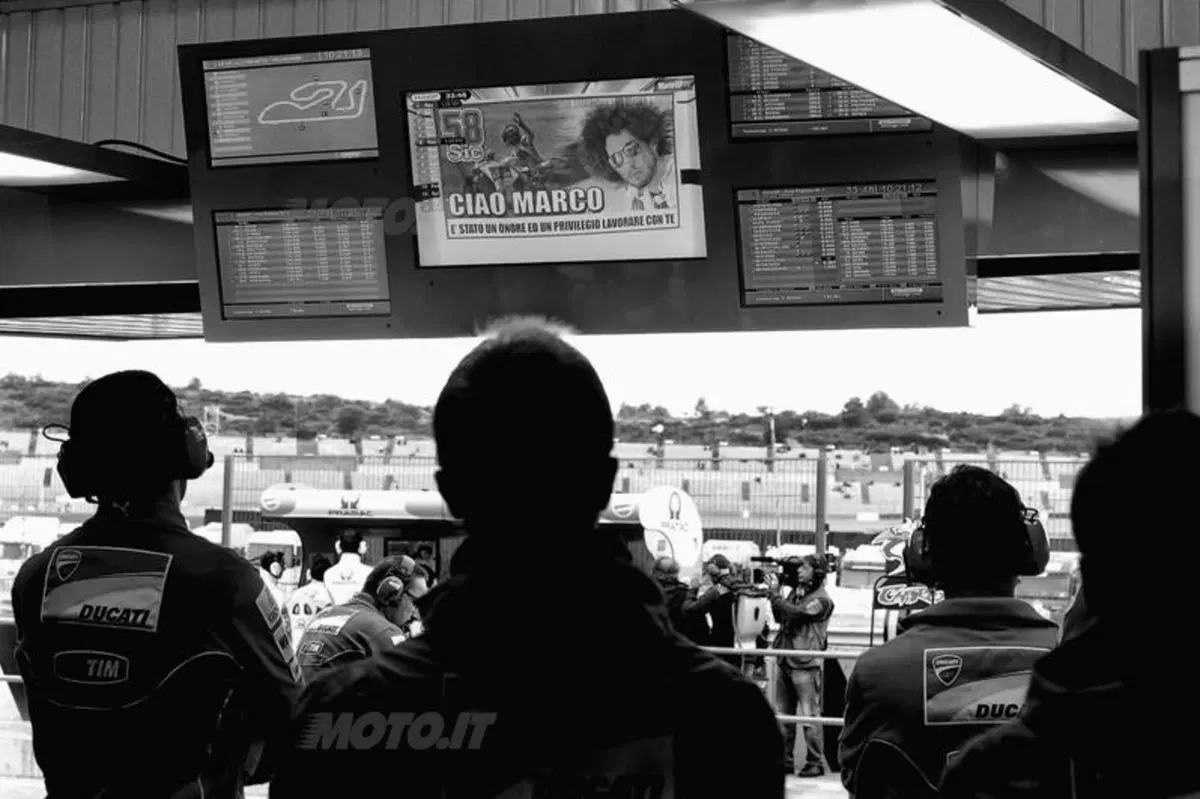 Le foto più belle del GP di Valencia (28)