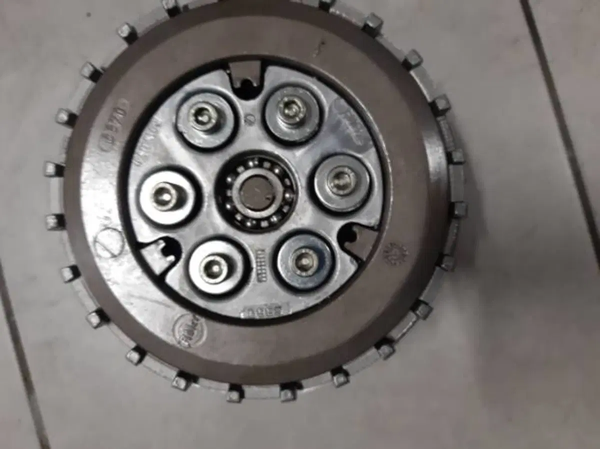 DUCATI MONSTER 620 I PARTI MOTORE (10)
