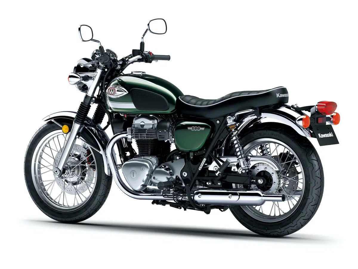Nuova Kawasaki W800 2020: foto, dati e prezzo (2)