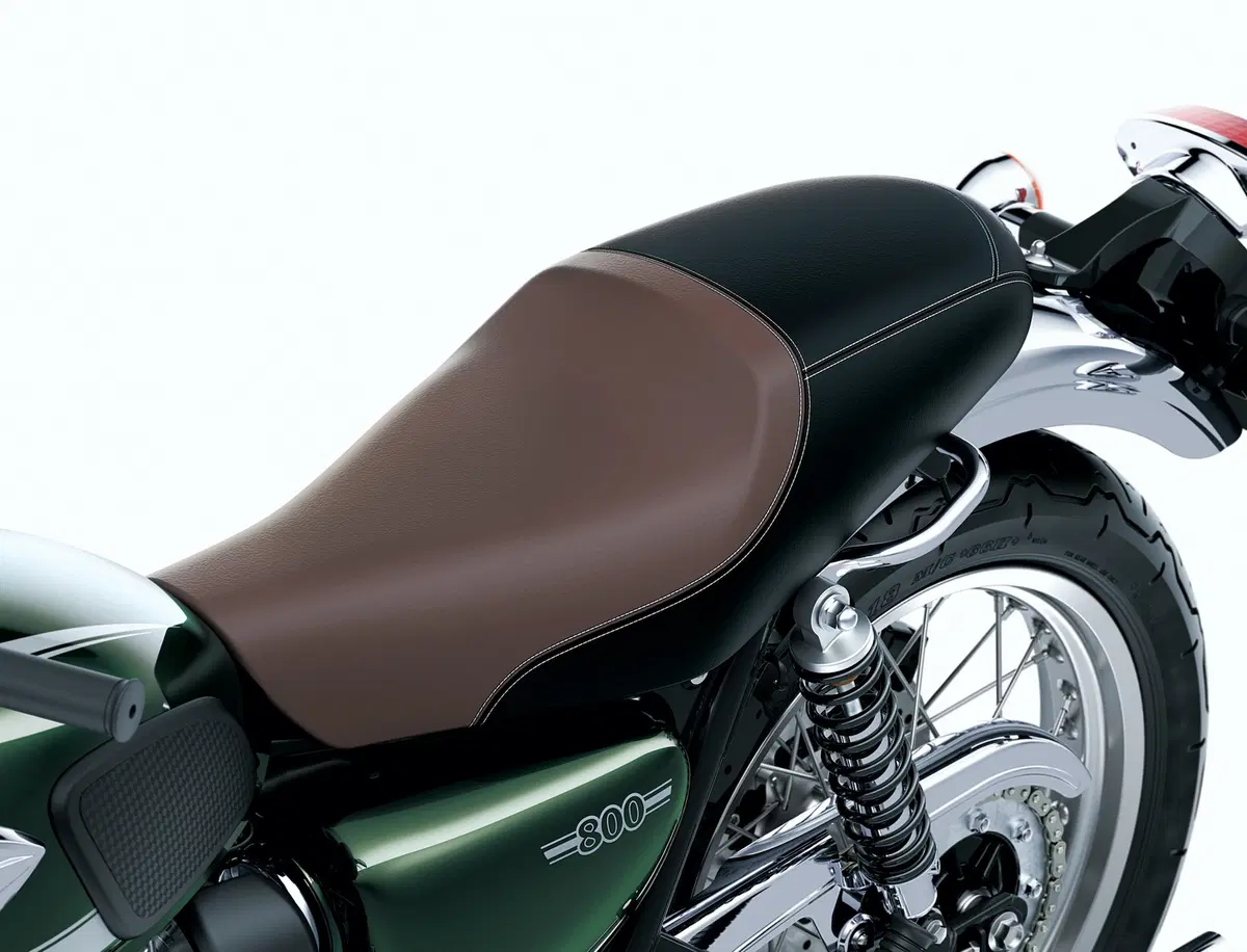 Nuova Kawasaki W800 2020: foto, dati e prezzo (11)