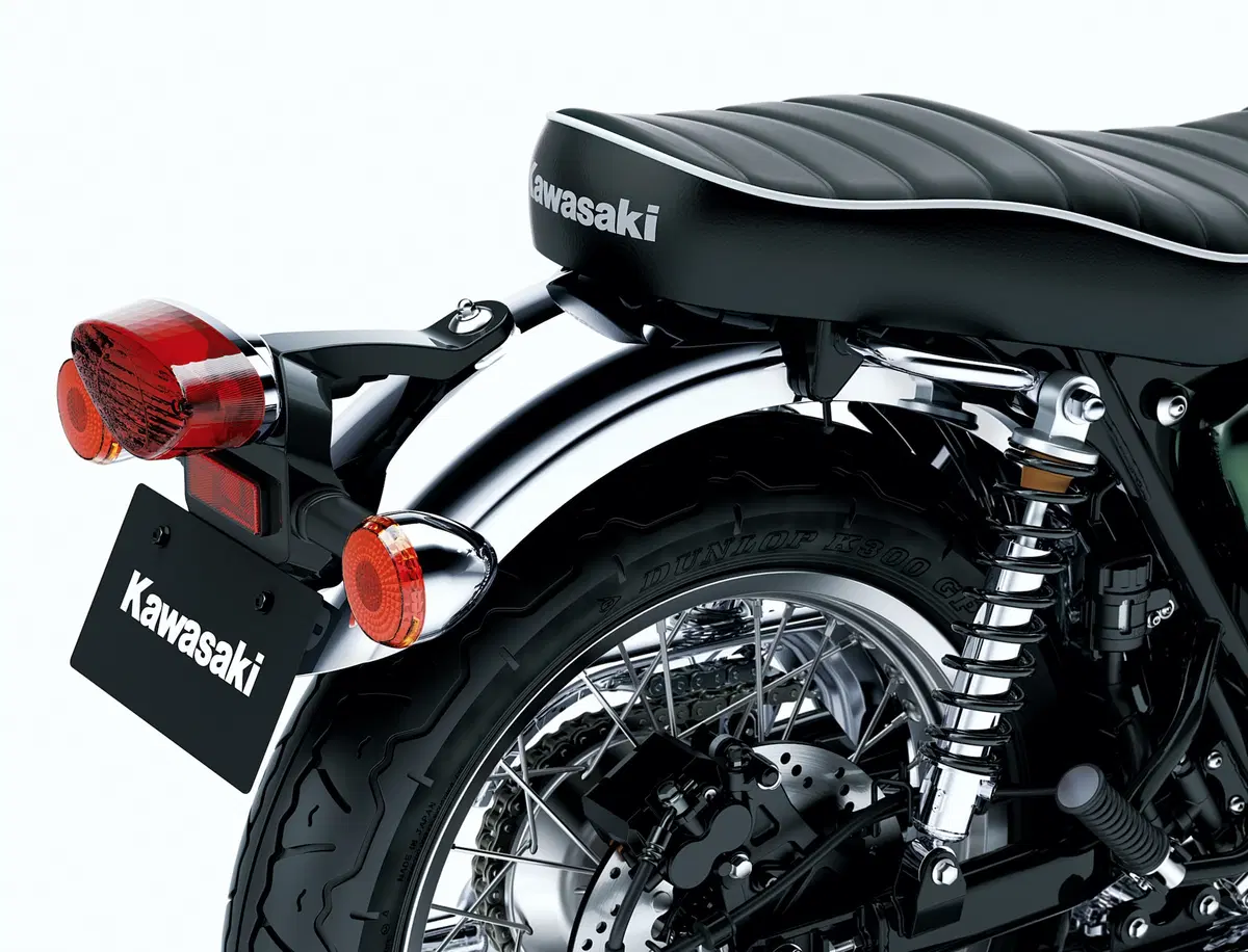 Nuova Kawasaki W800 2020: foto, dati e prezzo (19)