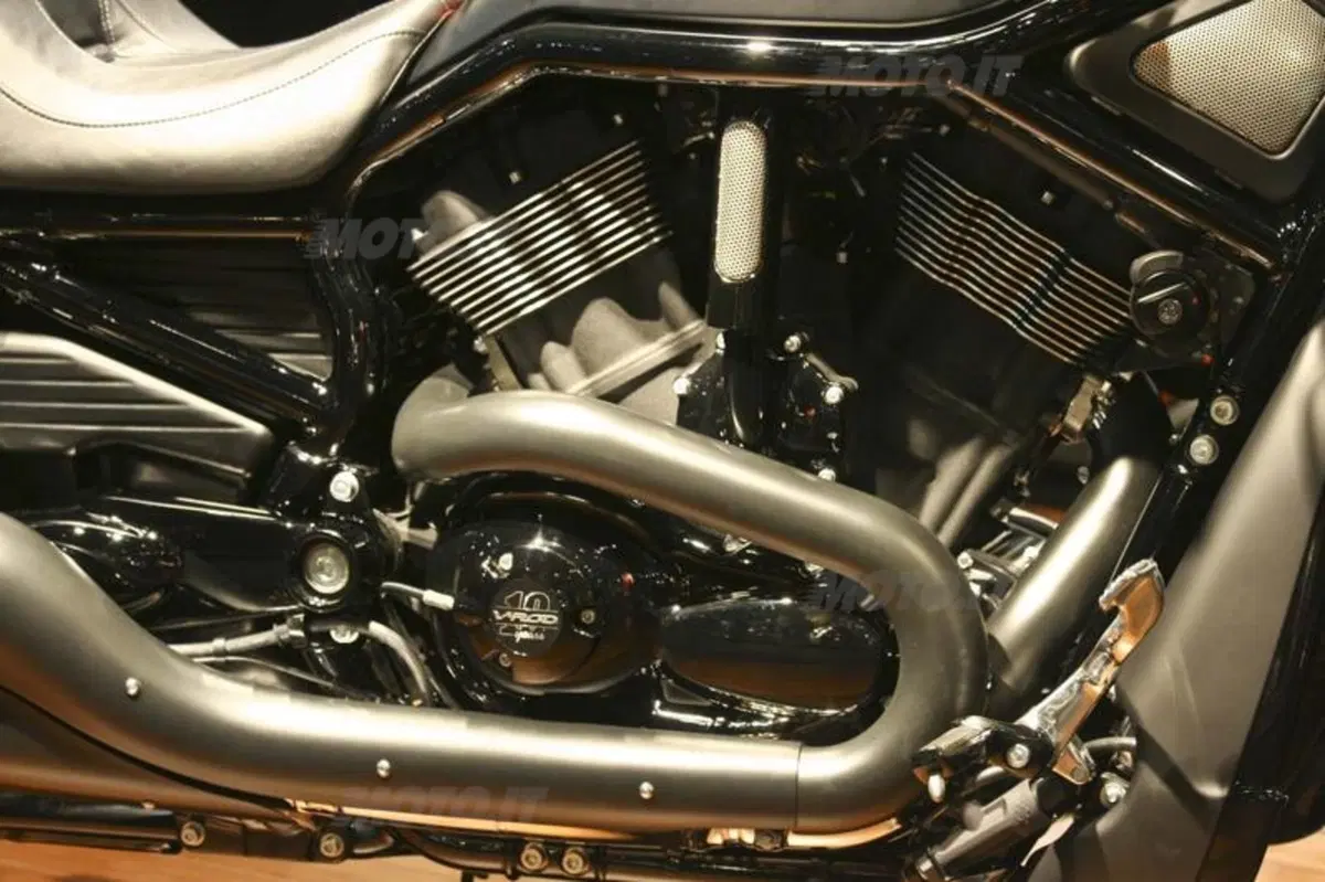 Le novità 2012 di Harley-Davidson ad EICMA (2)