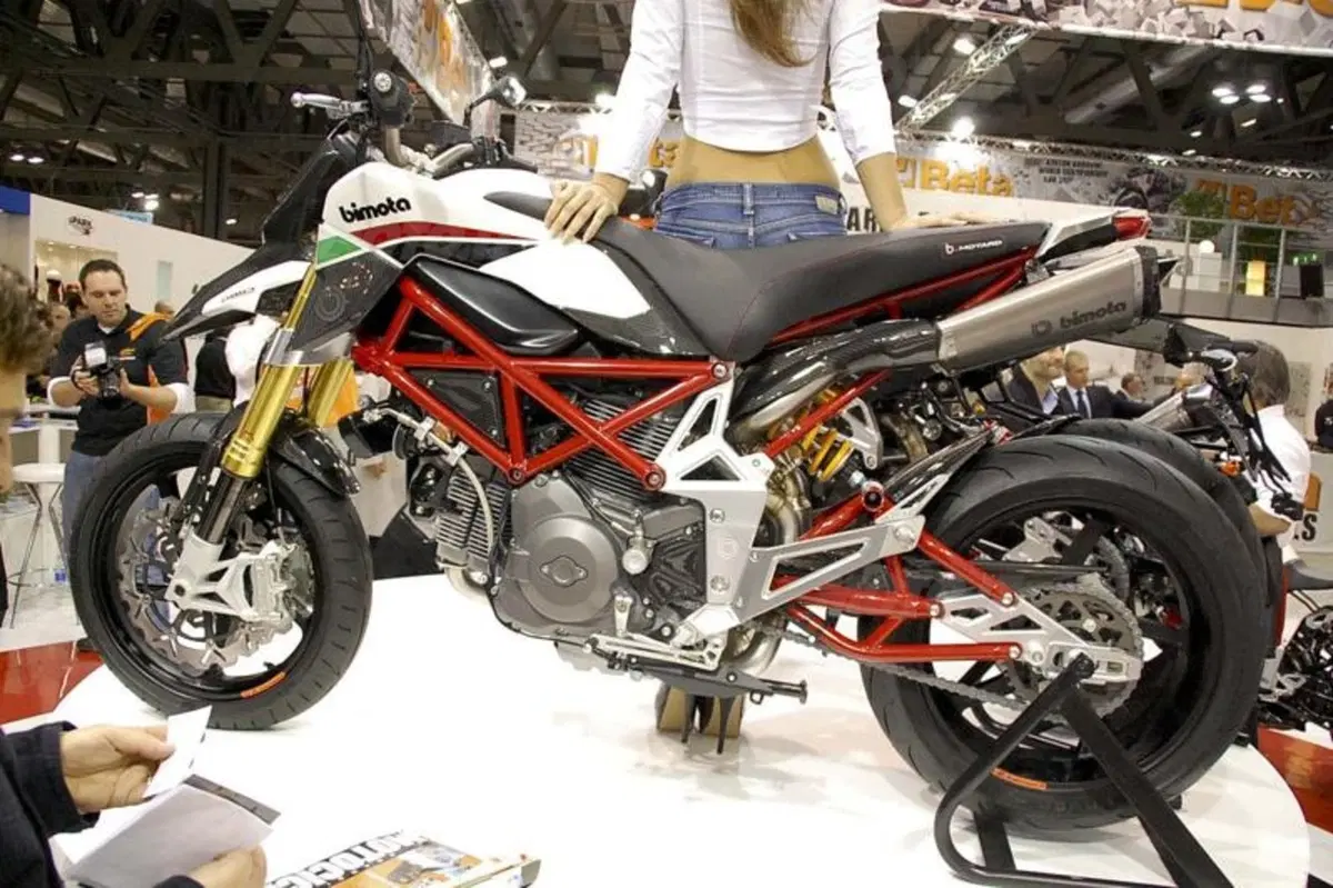 Le novità Bimota all'EICMA 2011 (9)