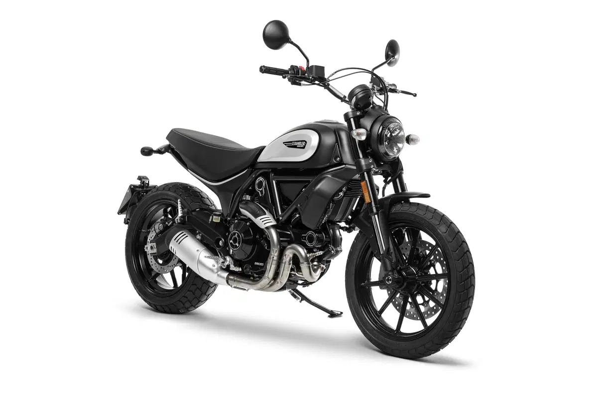 Ducati Scrambler Icon Dark: foto, dati e prezzi (12)