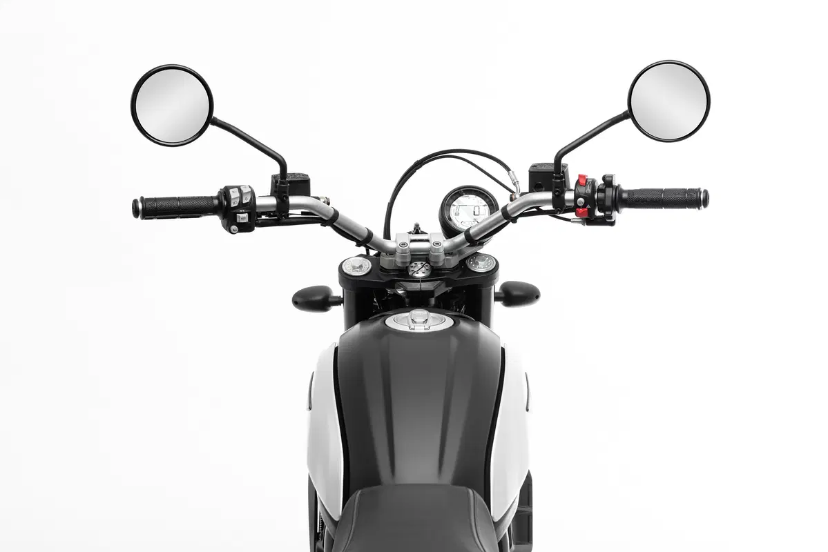 Ducati Scrambler Icon Dark: foto, dati e prezzi (16)