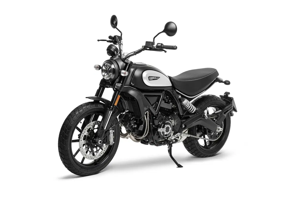 Ducati Scrambler Icon Dark: foto, dati e prezzi (21)