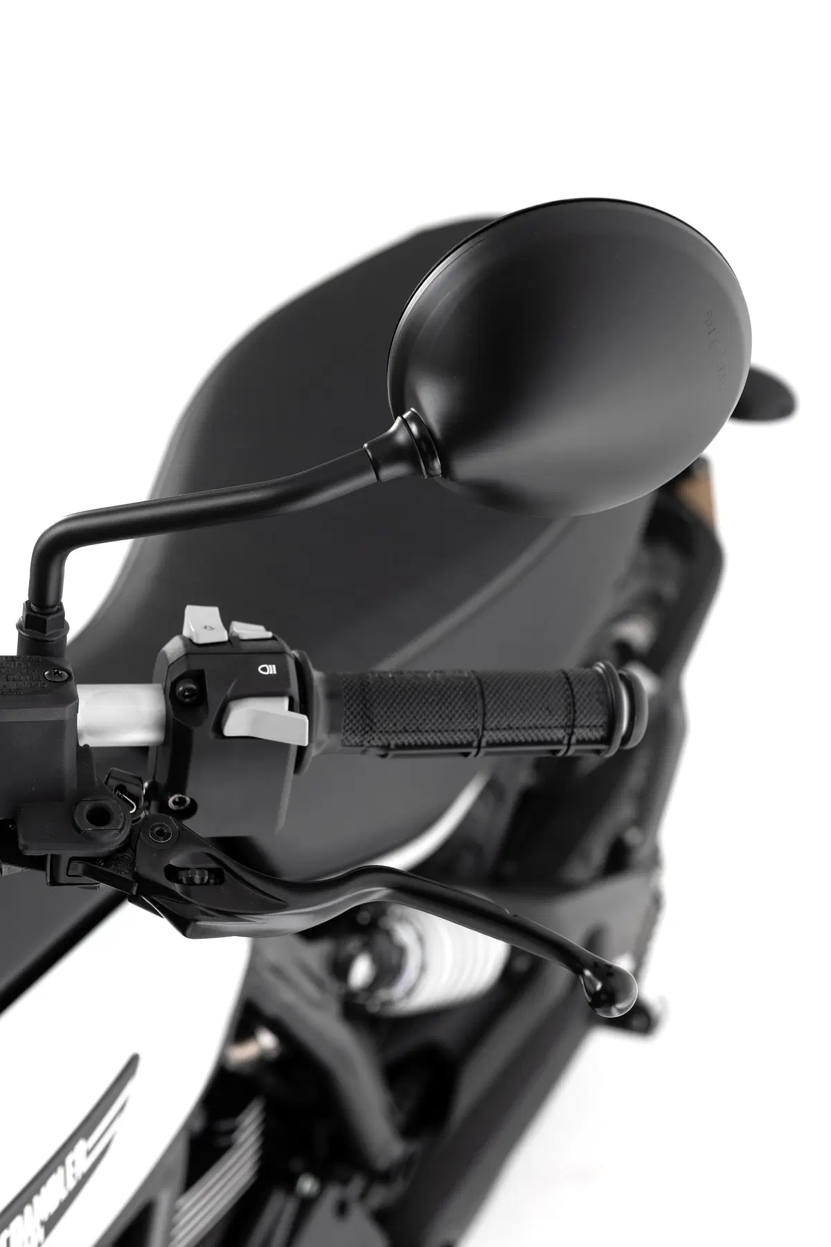 Ducati Scrambler Icon Dark: foto, dati e prezzi (25)