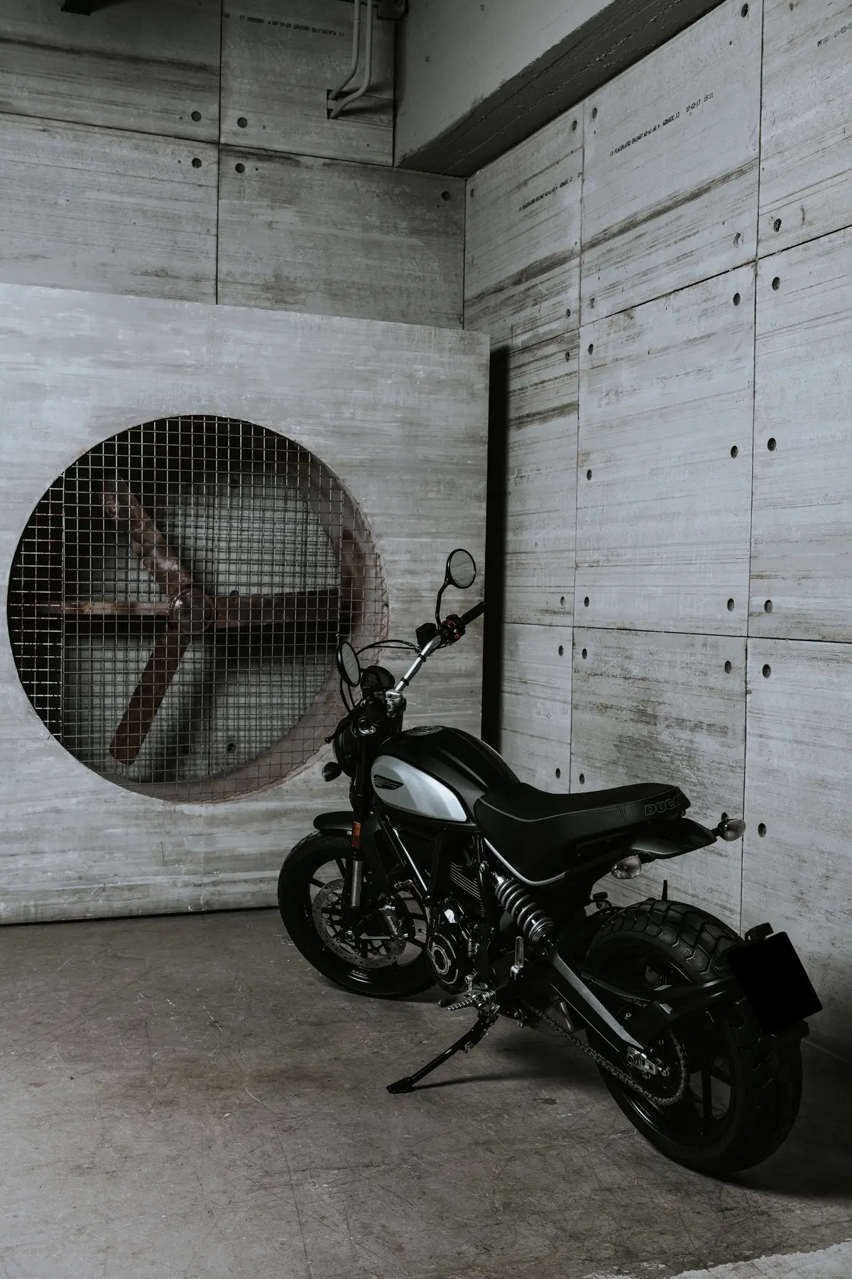 Ducati Scrambler Icon Dark: foto, dati e prezzi (39)