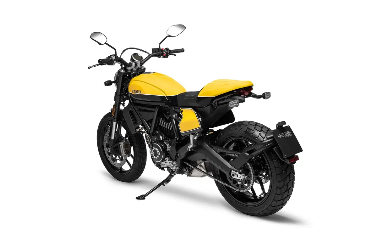 Ducati Scrambler Icon Dark: foto, dati e prezzi (48)