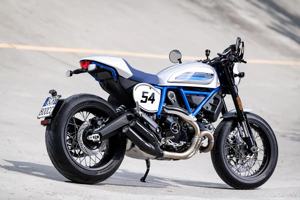 Ducati Scrambler Icon Dark: foto, dati e prezzi (50)