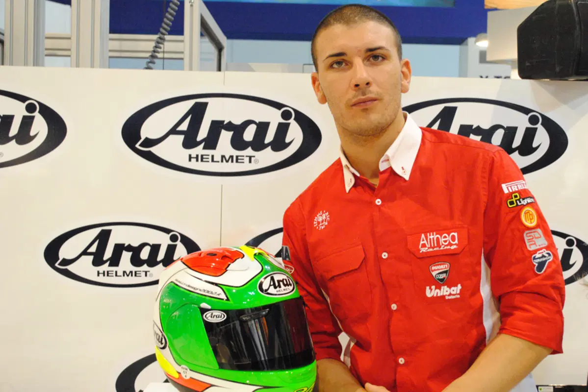 Davide Giugliano: "La Ducati 1199 Panigale è una moto rivoluzionaria!" (2)