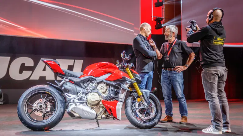 Domenicali (AD Ducati): &ldquo;Streetfighter V4 e la naked entra nel futuro&rdquo;