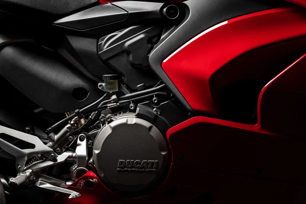 Ducati Panigale V2: foto, dati, prezzi e Video (23)
