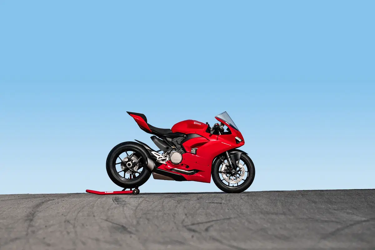 Ducati Panigale V2: foto, dati, prezzi e Video (24)