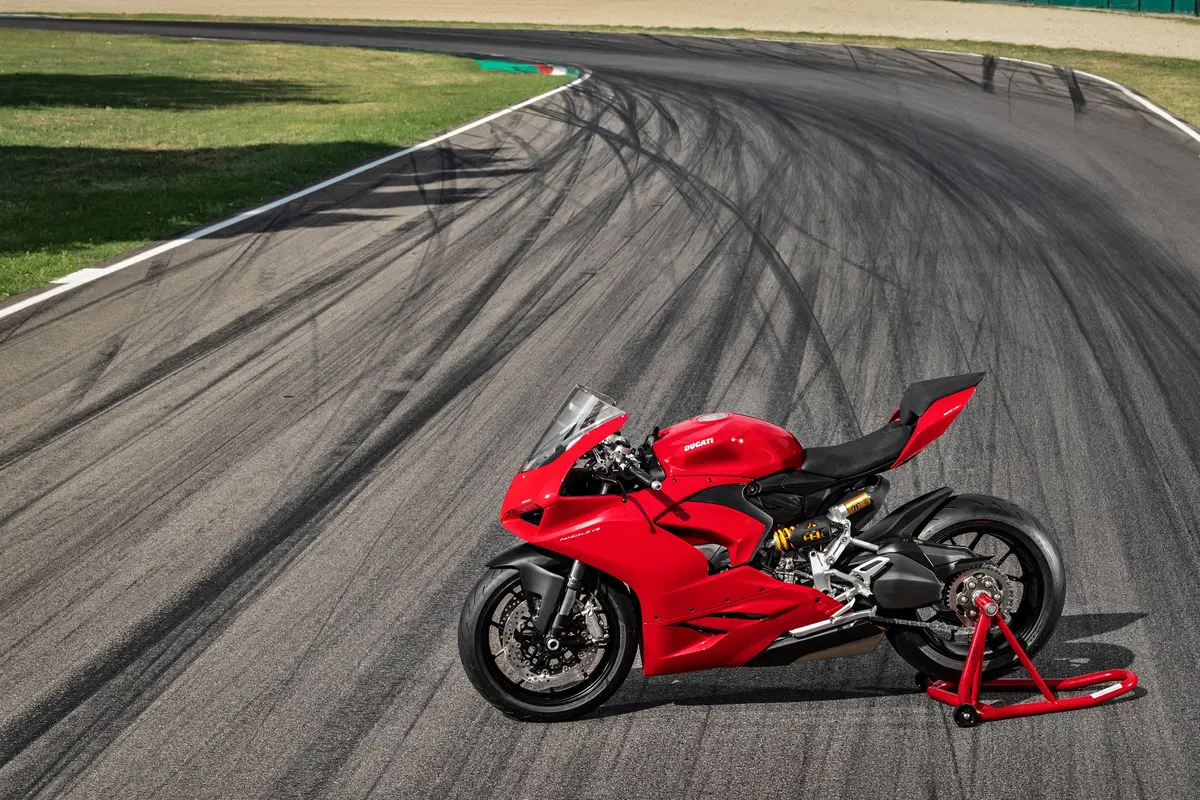 Ducati Panigale V2: foto, dati, prezzi e Video (31)