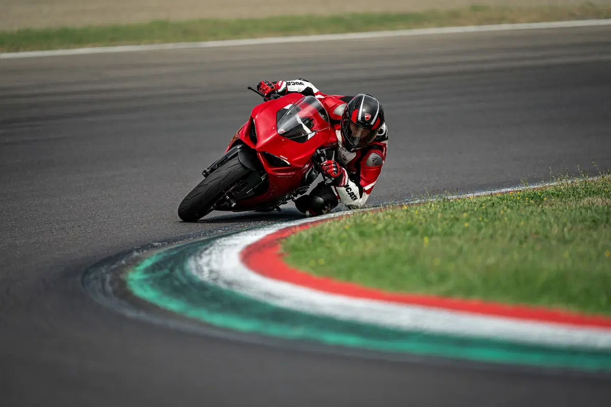 Ducati Panigale V2: foto, dati, prezzi e Video (37)