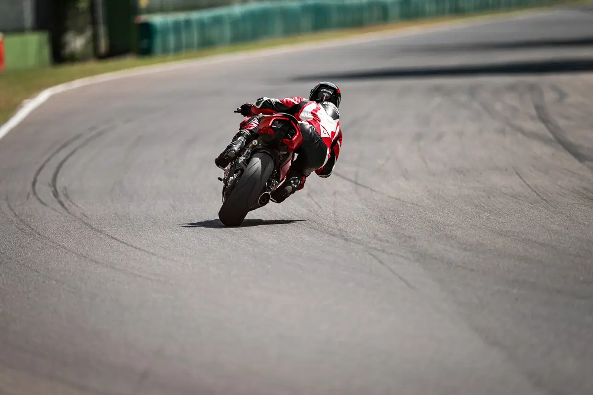 Ducati Panigale V2: foto, dati, prezzi e Video (36)