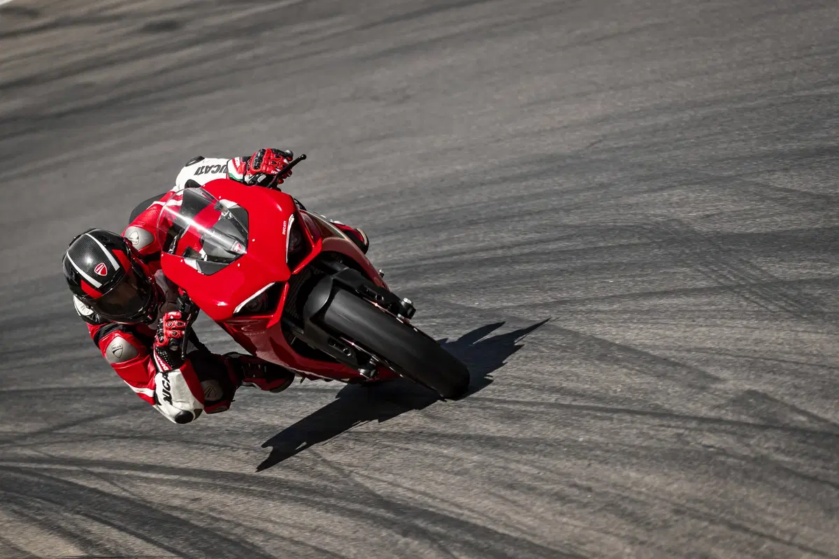 Ducati Panigale V2: foto, dati, prezzi e Video (39)