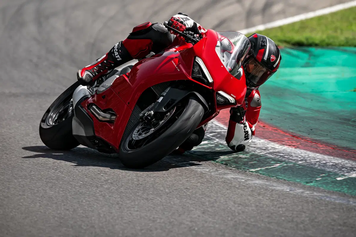 Ducati Panigale V2: foto, dati, prezzi e Video (38)