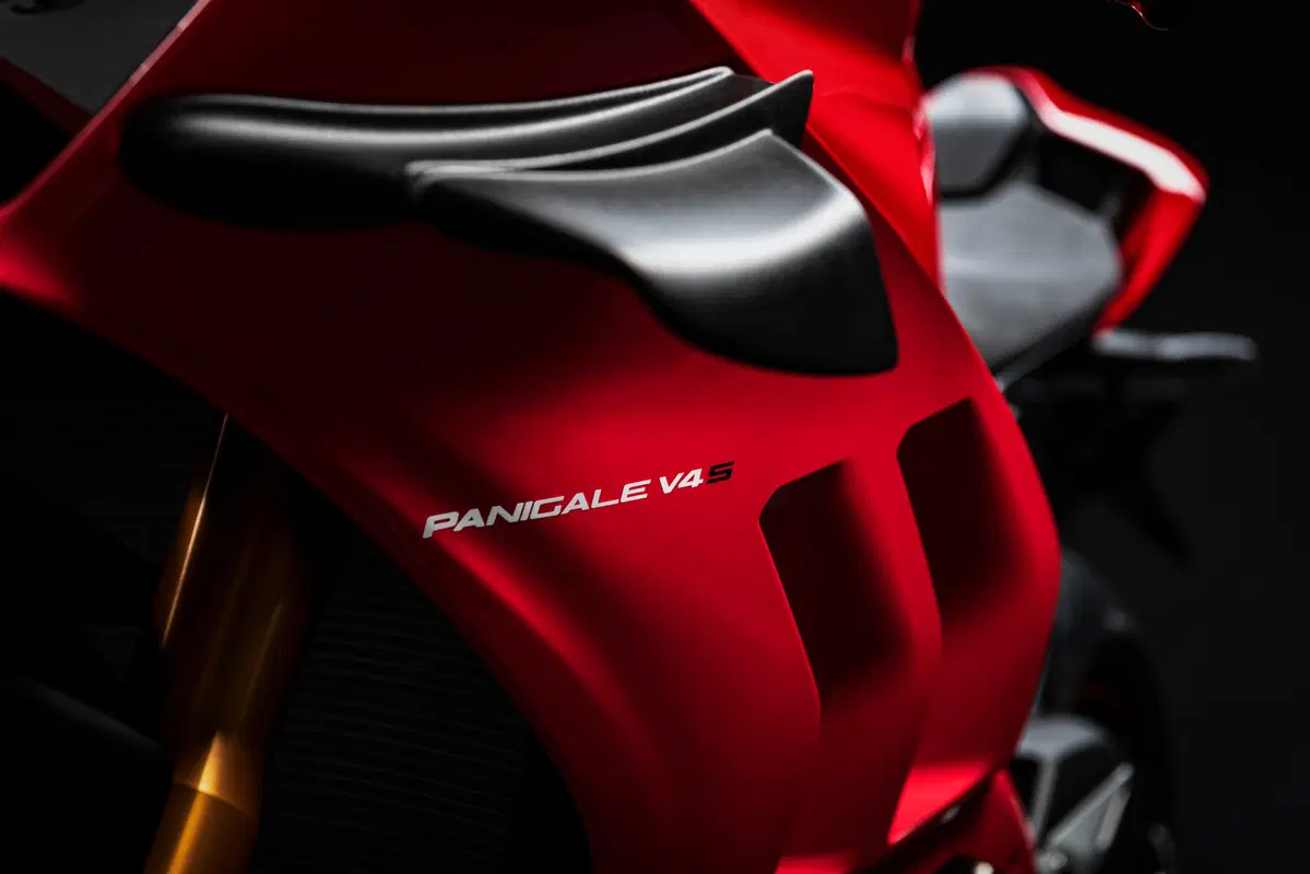 Nuova Ducati Panigale V4 MY 2020: video, foto, dati e prezzi (11)