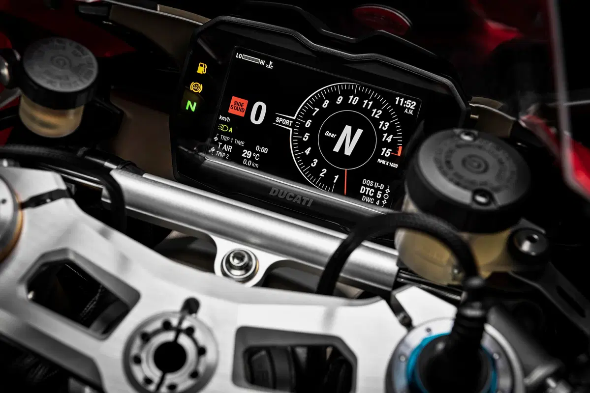 Nuova Ducati Panigale V4 MY 2020: video, foto, dati e prezzi (28)
