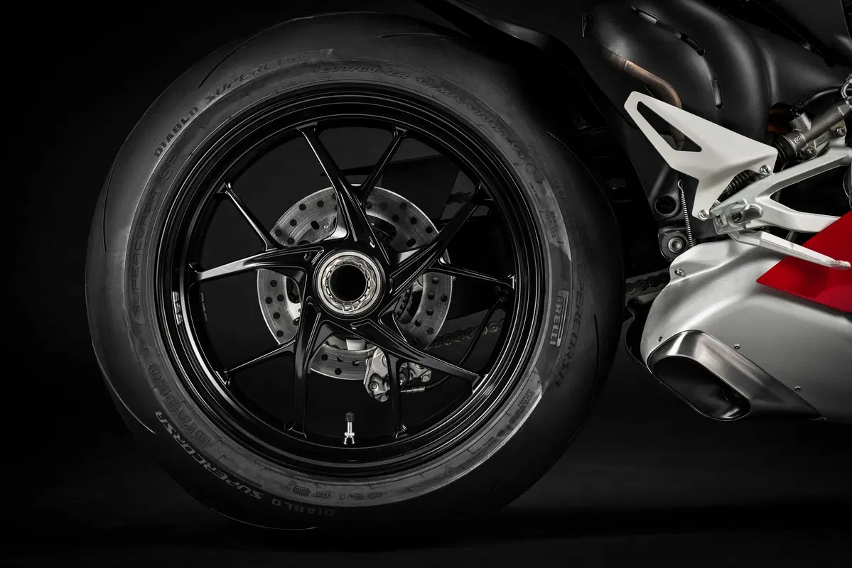 Nuova Ducati Panigale V4 MY 2020: video, foto, dati e prezzi (31)