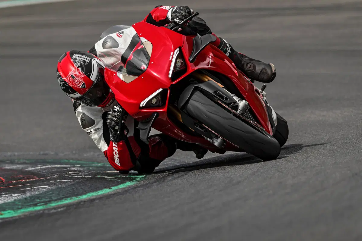 Nuova Ducati Panigale V4 MY 2020: video, foto, dati e prezzi