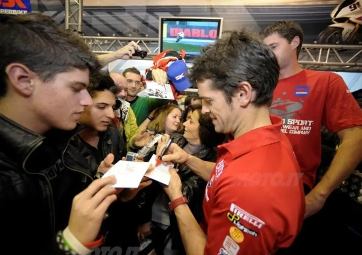 La Superbike debutta all'EICMA