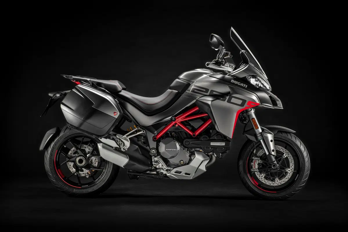 Ducati Multistrada 1260S Grand Tour: foto, dati e prezzi (12)