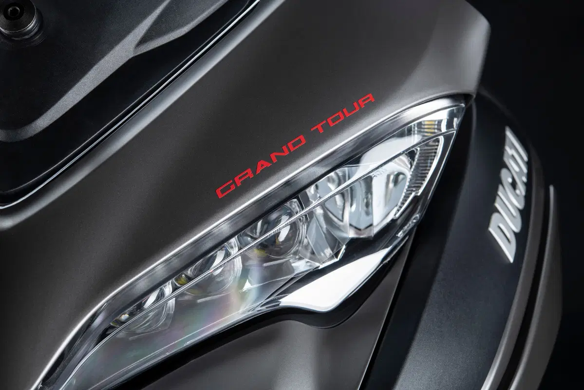 Ducati Multistrada 1260S Grand Tour: foto, dati e prezzi (18)