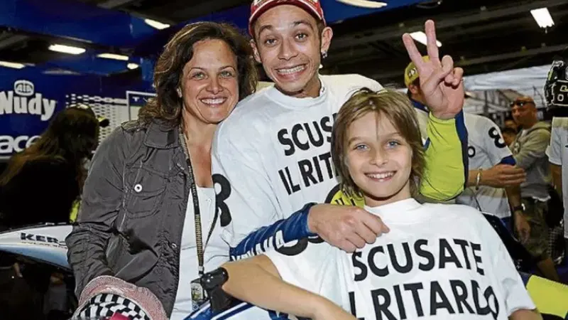 Valentino Rossi e Luca Marini, parla la mamma: "Ci piacciono le gare combattute"