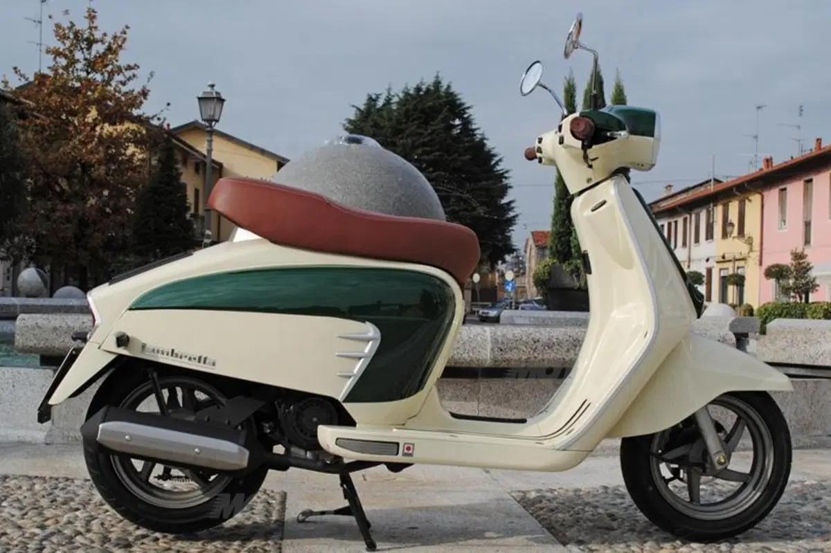 Lambretta LN 125  (14)