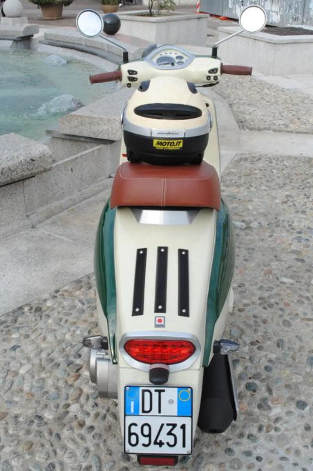 Lambretta LN 125  (22)