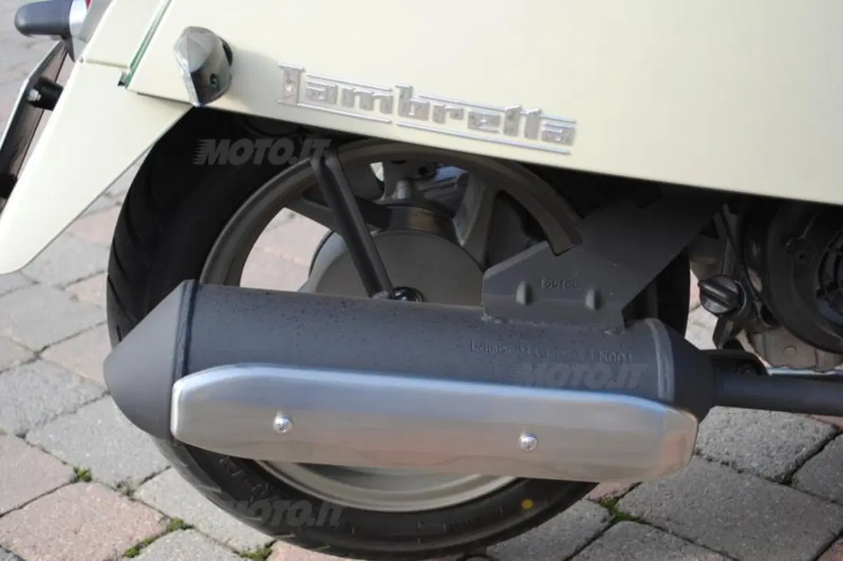 Lambretta LN 125  (26)