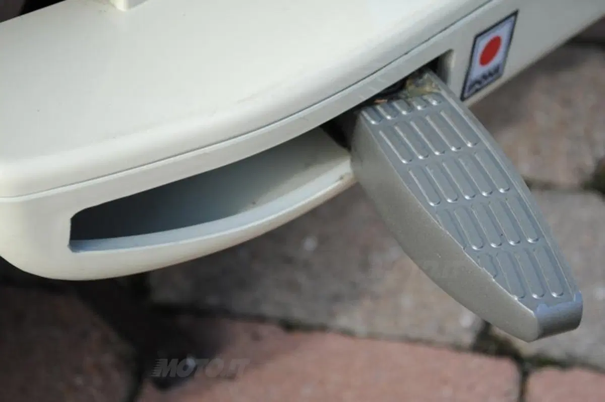 Lambretta LN 125  (28)