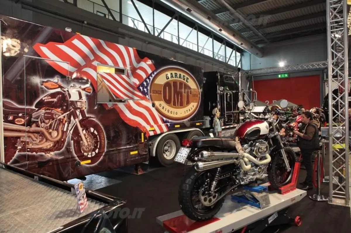 Grande successo all'EICMA per Custom City (3)