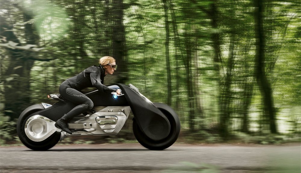 BMW Vision Next 100: Tron Light Cycle o Batpod?