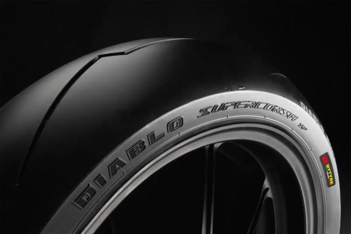 Pirelli presenta il nuovo Diablo Supercorsa (52)