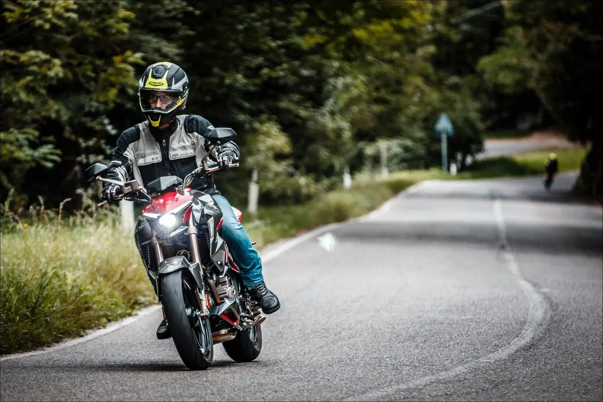 Zontes 310R, 310T,310X e 310V. Il test delle quattro (4)