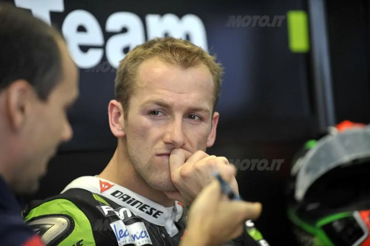 Tom Sykes rinnova il suo contratto con il team Kawasaki Superbike (4)