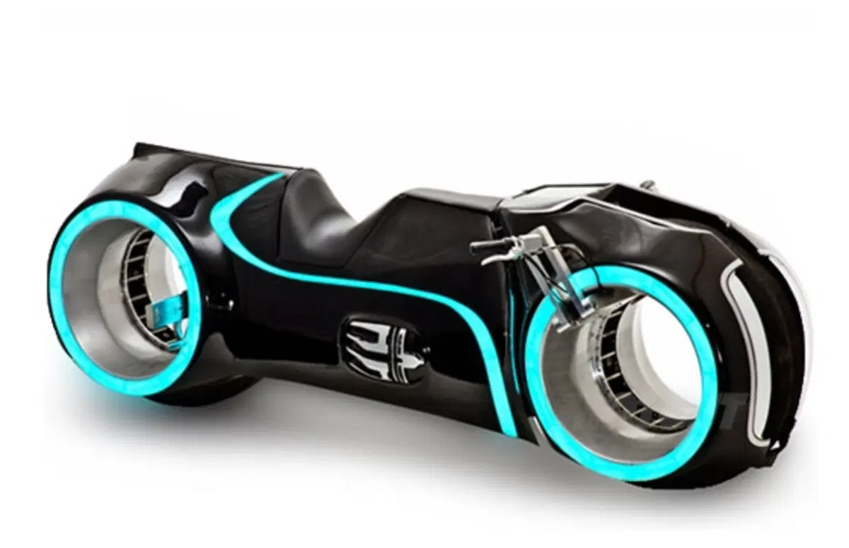 La Tron elettrica sbarca a Milano (4)