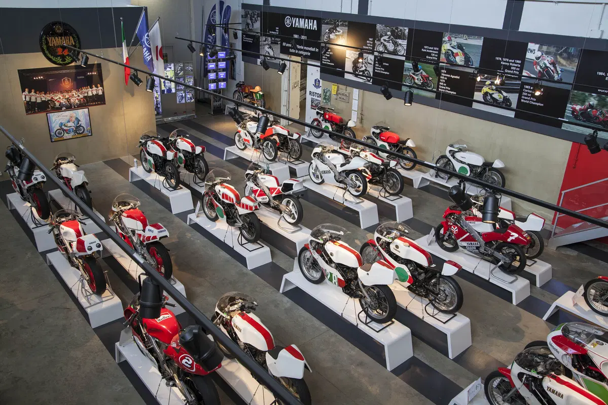 “Yamaha Superbike Temple” inaugurato a Bologna (17)