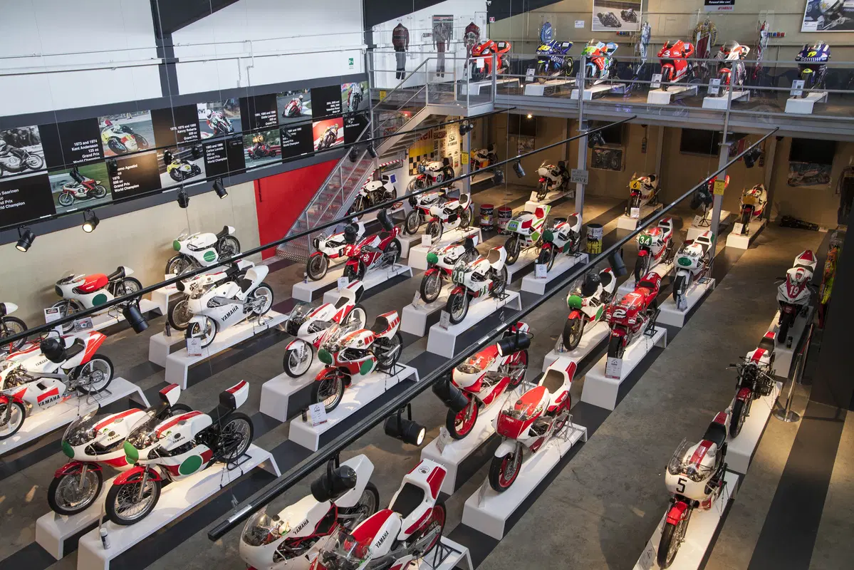 “Yamaha Superbike Temple” inaugurato a Bologna (15)