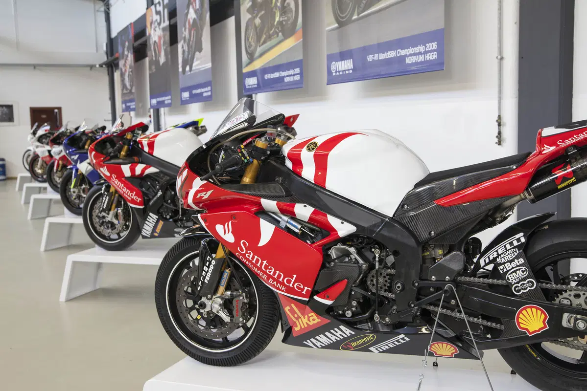 “Yamaha Superbike Temple” inaugurato a Bologna (11)