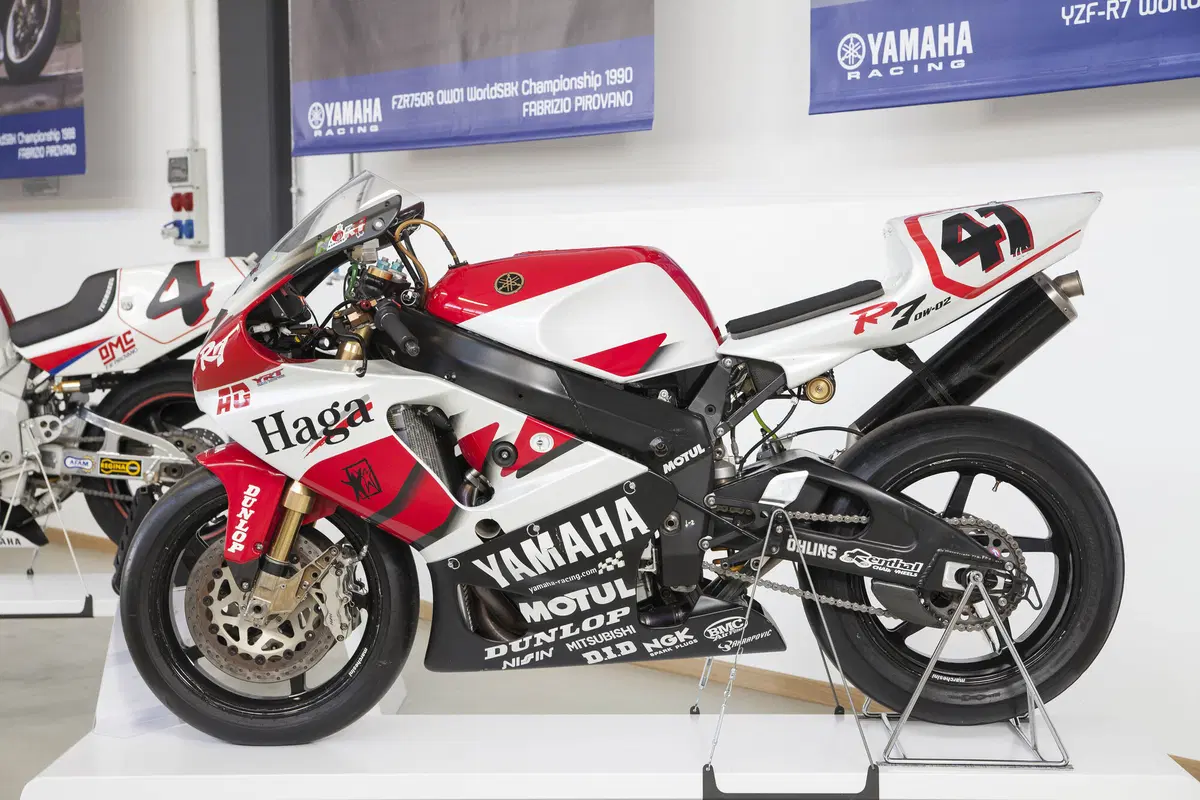 “Yamaha Superbike Temple” inaugurato a Bologna (10)