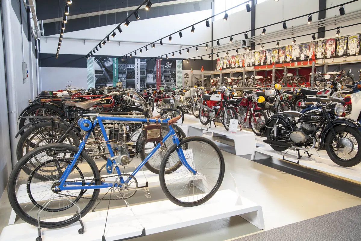 “Yamaha Superbike Temple” inaugurato a Bologna (21)
