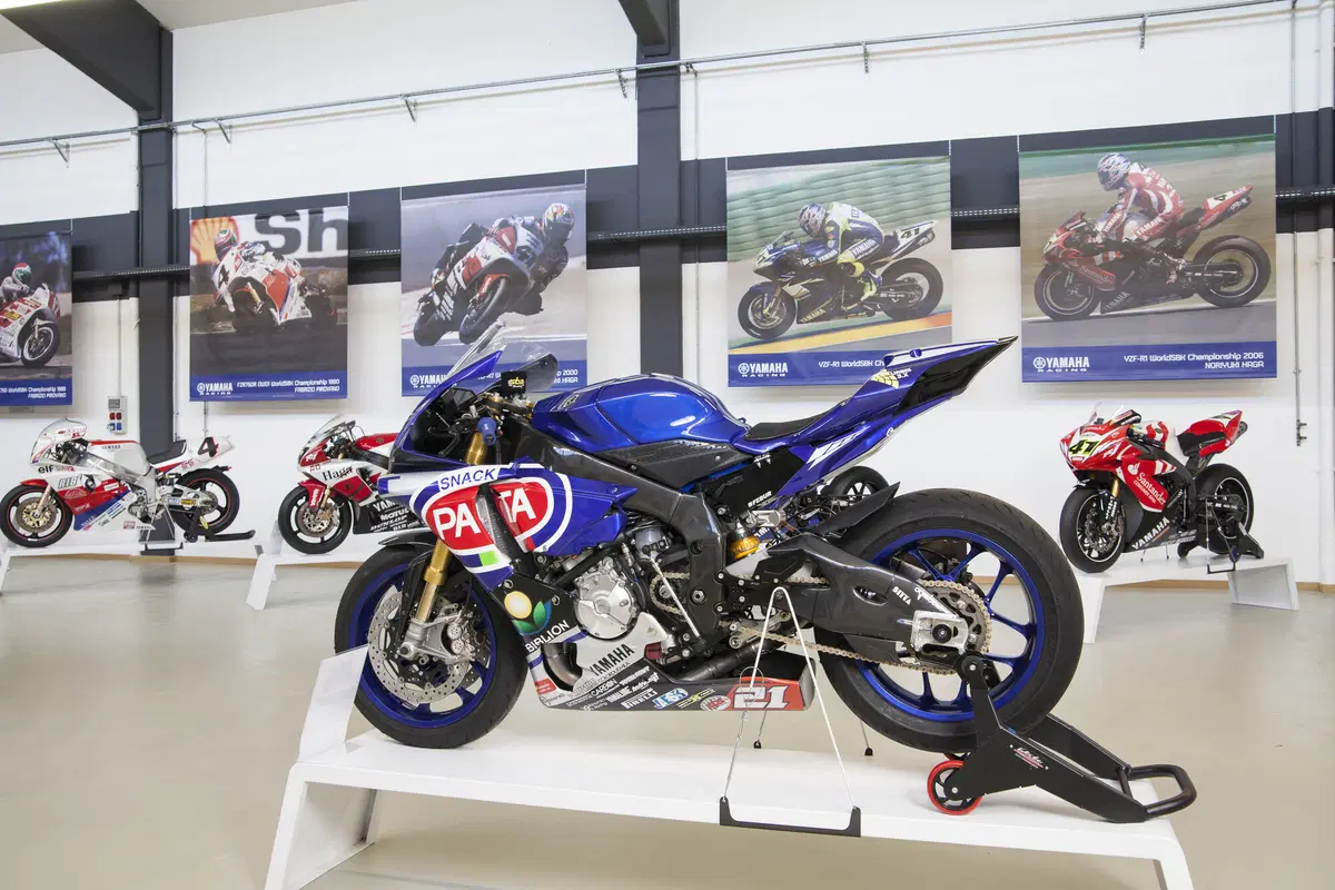“Yamaha Superbike Temple” inaugurato a Bologna (6)